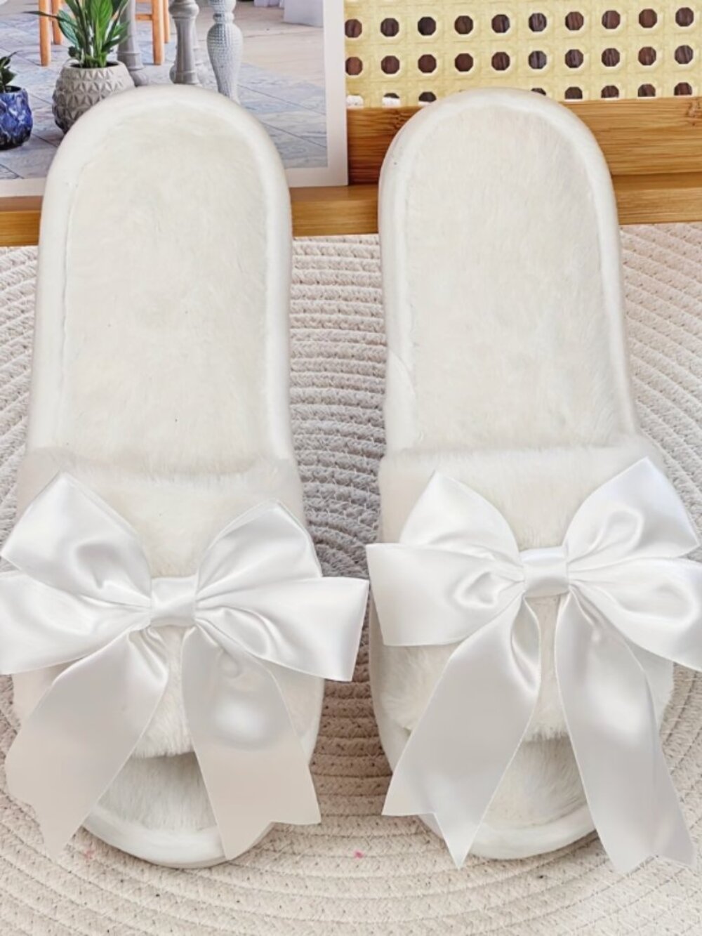 2 x White Bow Slippers (Size Medium & Large)